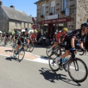 Le Peloton - that could be Chris Froome in the dark Sky jersey on the left!